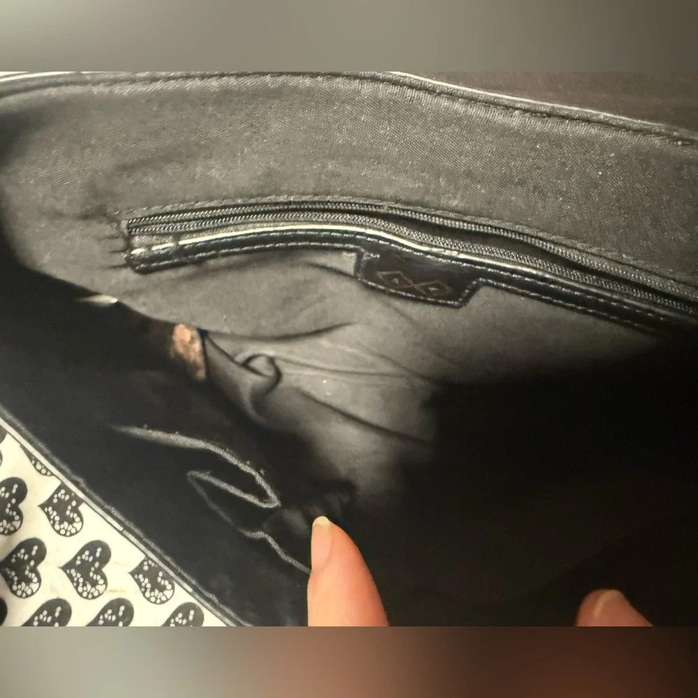 A+ Black Leather Shoulder Bag in good condition #170tt
